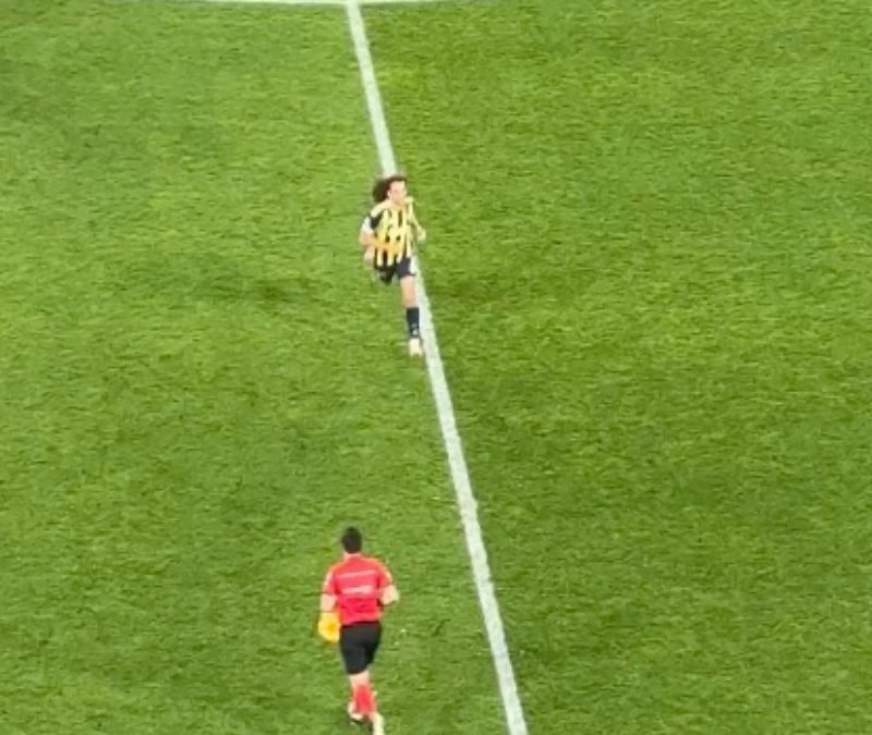 Matteo Guendouzi stadyumu böyle terk etti