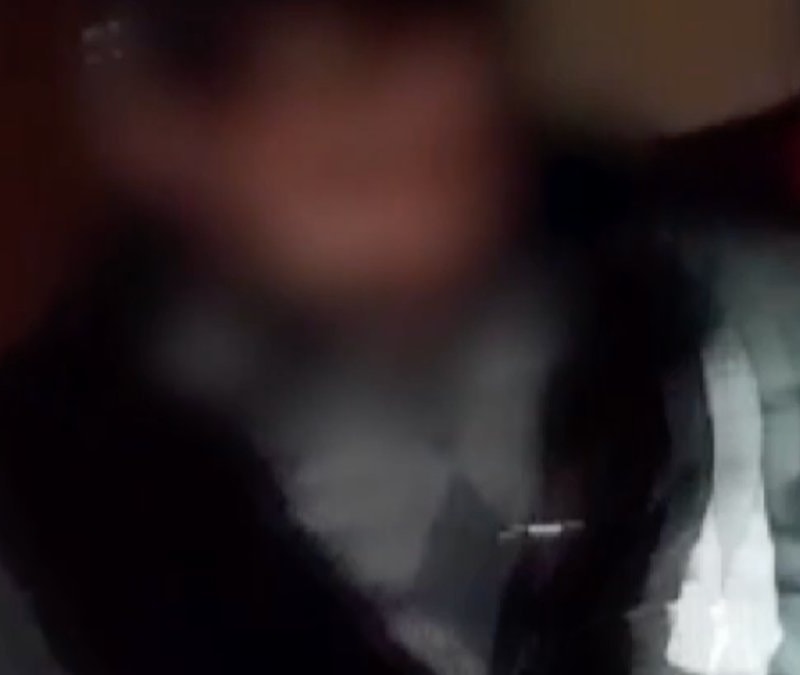 Kars'ta 17 yıl hapis cezası bulunan firari bazanın altında yakalandı