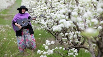 Kırklareli’nde bahar tablosu: Meyve bahçeleri beyaz gelinliğini giydi