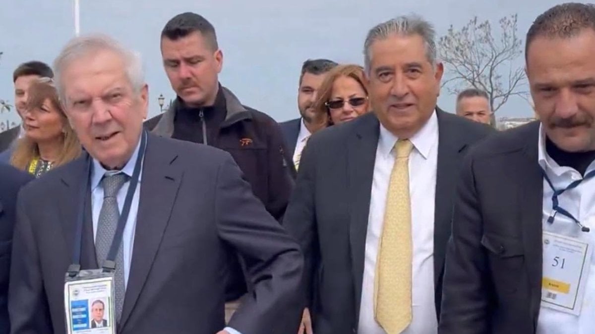 Aziz Yıldırım ile Mahmut Uslu arasında dikkat çeken diyalog