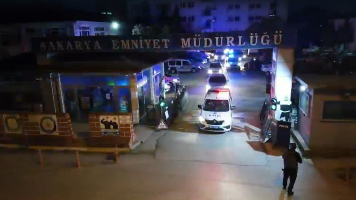 Sakarya merkezli 13 ilde yasa dışı bahis operasyonu: 53 tutuklama