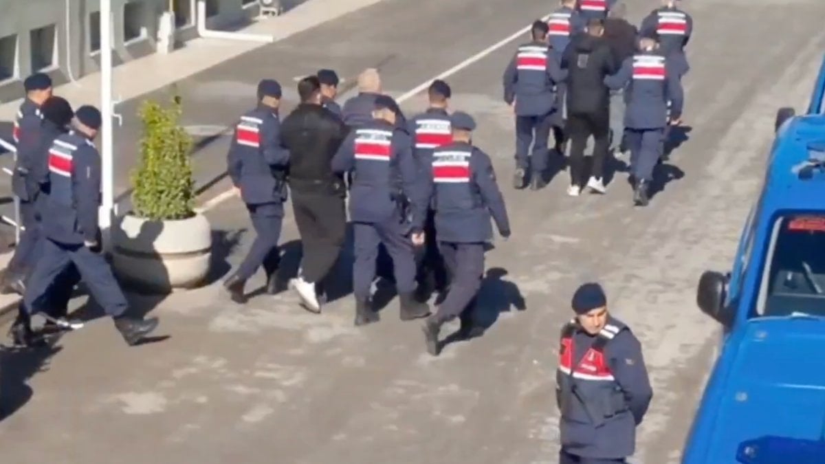 2 ilde tefecilere operasyon: 56 gözaltı