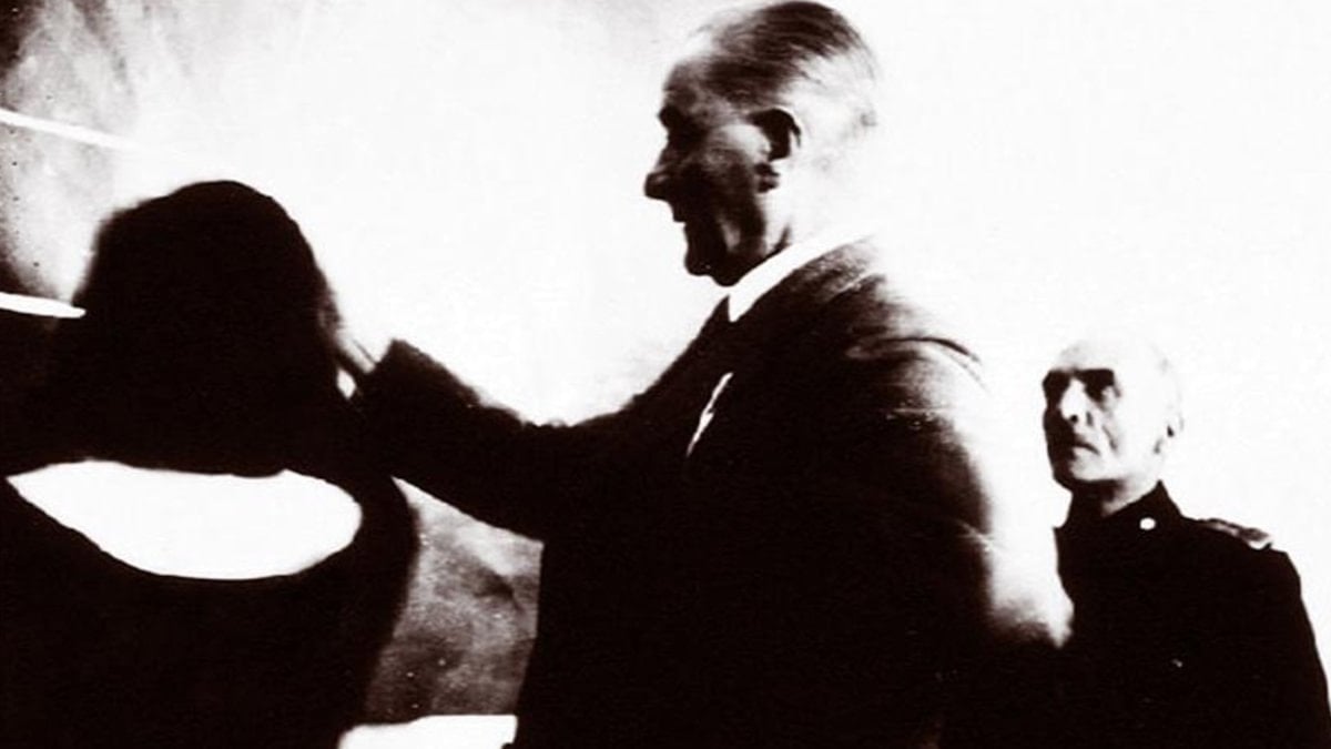 Tarihte iz bırakmış liderlerin imzaları: Atatürk'ün 5 imzası daha var
