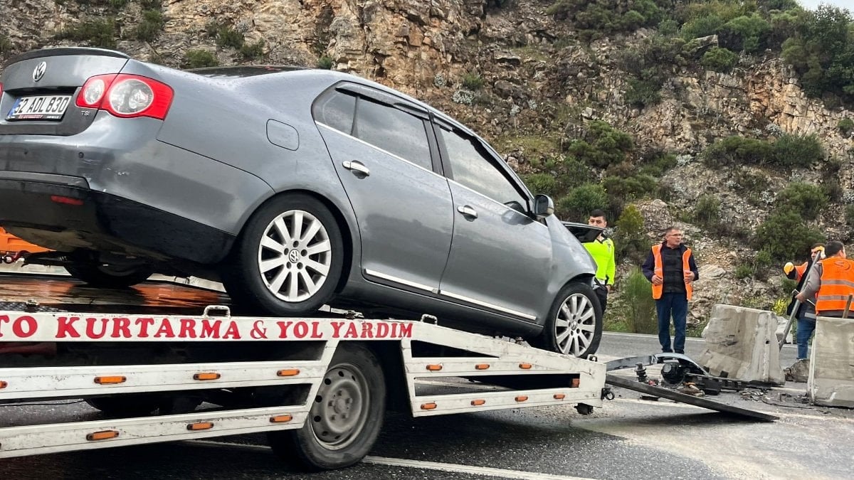 Sakar Geçidi’nde trafik kazası: 3 yaralı