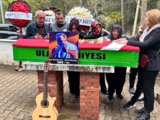 Muğla’da şarkıcı Rıza Tamer Şişman son yolculuğuna uğurlandı