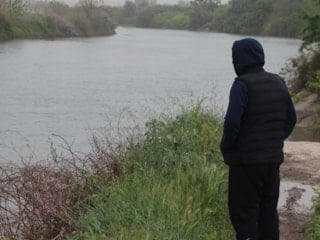 Adana'da sulama kanalına giren 16 yaşındaki çocuk kayboldu