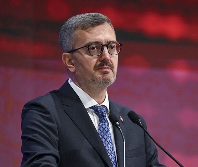 Burhanettin Duran: Türkiye, diplomasiyi çözümün merkezi haline getiriyor