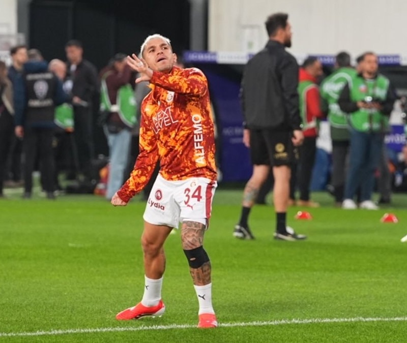 Lucas Torreira'dan Fenerbahçe yanıtı