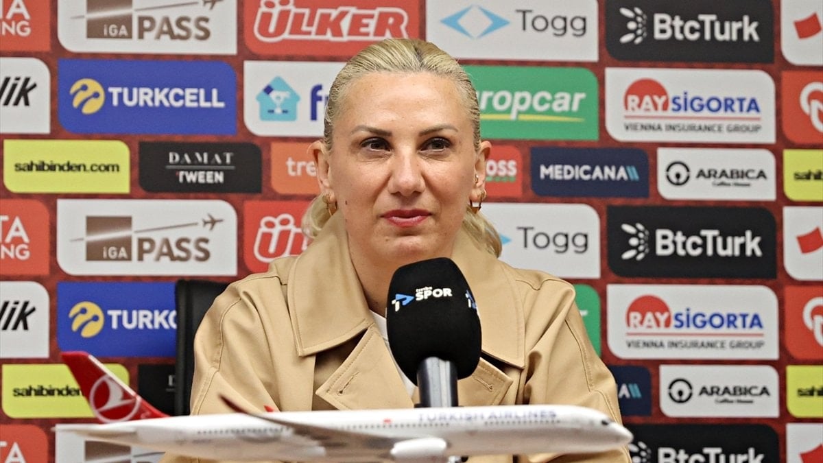 Necla Güngör Kıragası: İsviçre'ye karşı ilk defa bir puan aldık