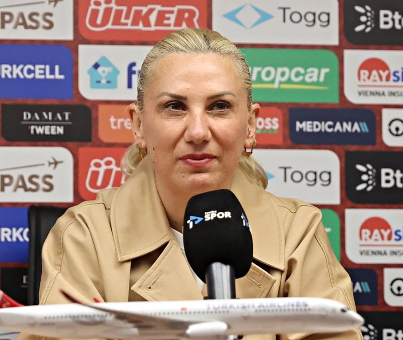 Necla Güngör Kıragası: İsviçre'ye karşı ilk defa bir puan aldık