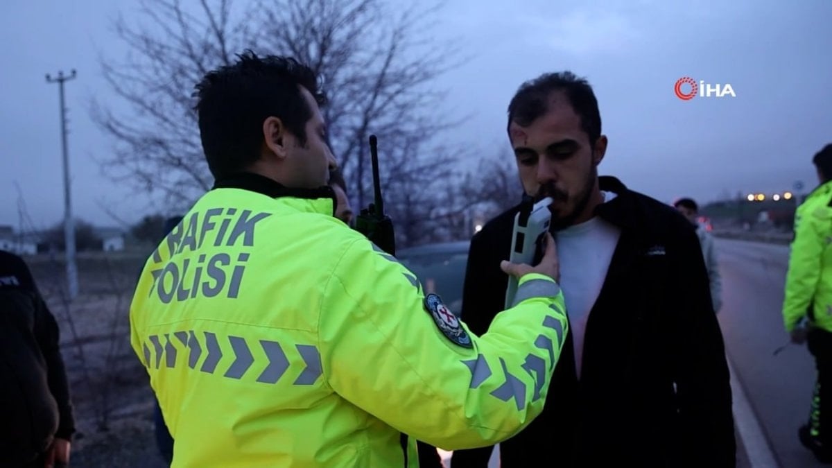 Nevşehir’de trafikte dehşet saçan alkollü sürücü gazetecileri tehdit etti