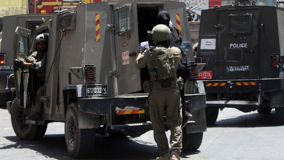 İsrailliler Batı Şeria'da yaşlı bir kadını darbetti