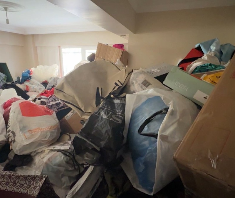 İstanbul'da çöp evin tahliyesini durdurma kararı