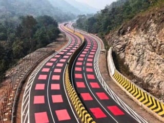 Yollar kırmızı kaplandı: İşte sebebi