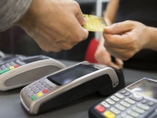 Kredi kartı limit düzenlemesi askıya alındı: Eski kurallar şimdilik devam edecek