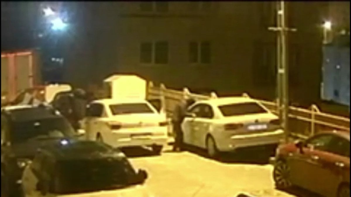 İstanbul'da lüks otomobillerde hırsızlık