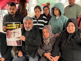 Rojin Kabaiş’in babasından Doku Ailesi'ne destek ziyareti