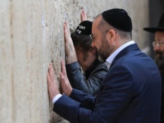 Arjantin Başbakanı Milei, Ağlama Duvarı'nı ziyarette ağladı