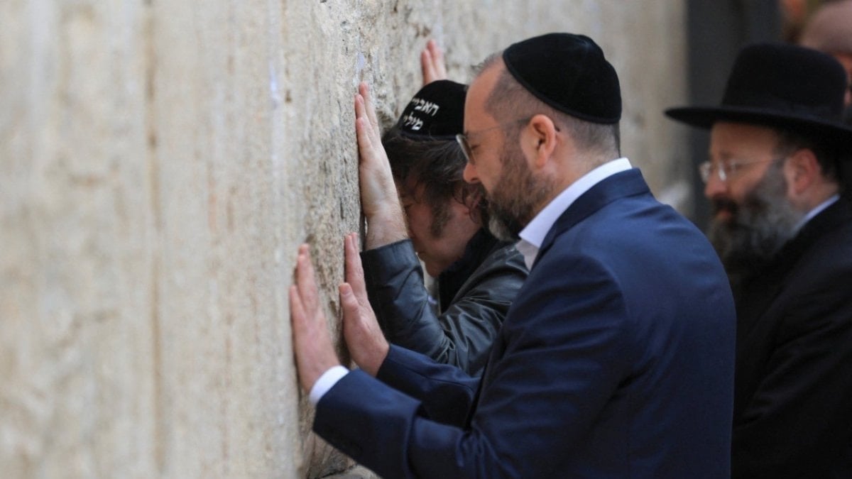 Arjantin Başbakanı Milei, Ağlama Duvarı'nı ziyarette ağladı