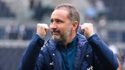 Vitor Pereira'nın takımı Nottingham Forest, Burnley'i rahat geçti