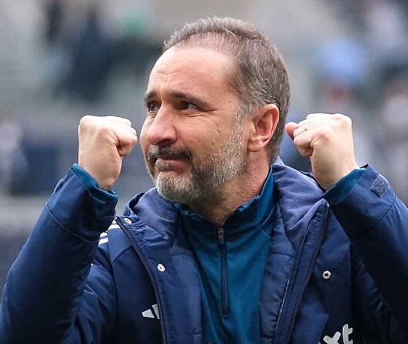 Vitor Pereira'nın takımı Nottingham Forest, Burnley'i rahat geçti