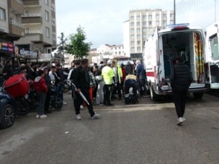 Kilis'te motosikletin çarptığı baba ve bebeği yaralandı