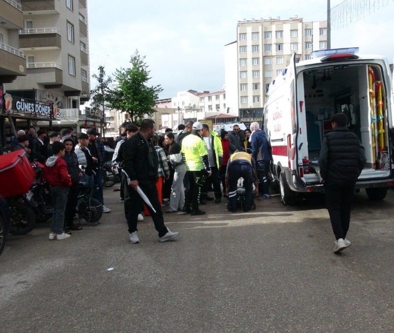 Kilis'te motosikletin çarptığı baba ve bebeği yaralandı