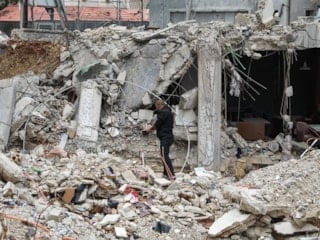 İsrail'in hedef aldığı Lübnan'ın Nebatiye kentinde büyük bir yıkım oluştu