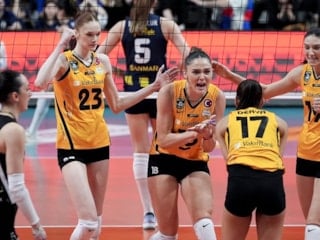 VakıfBank, Sultanlar Ligi'nde şampiyon oldu
