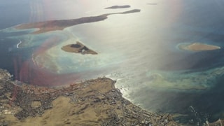 İran’dan Hürmüz’de ABD gemilerine İHA saldırısı