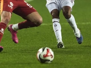 Süper Lig'de şampiyonluk yarışında hesaplar yine karıştı: İşte zirvede yaşananlar...