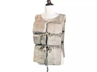 Titanik kazasından kurtulan yolcunun can yeleği 906 bin dolara satıldı