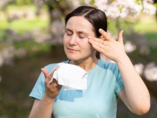 Göz nezlesi artıyor: Bahar alerjisi gözleri vuruyor