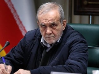 Mesud Pezeşkiyan: Savaş kimsenin yararına değil