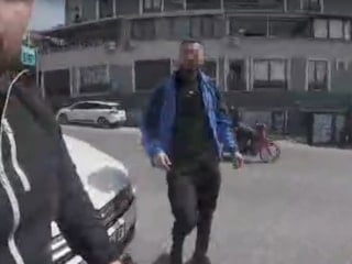 İzmir'de korna çaldığı için darbedildi