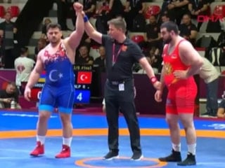 Rıza Kayaalp, Ermeni rakibini 78’inci saniyede tuş etti