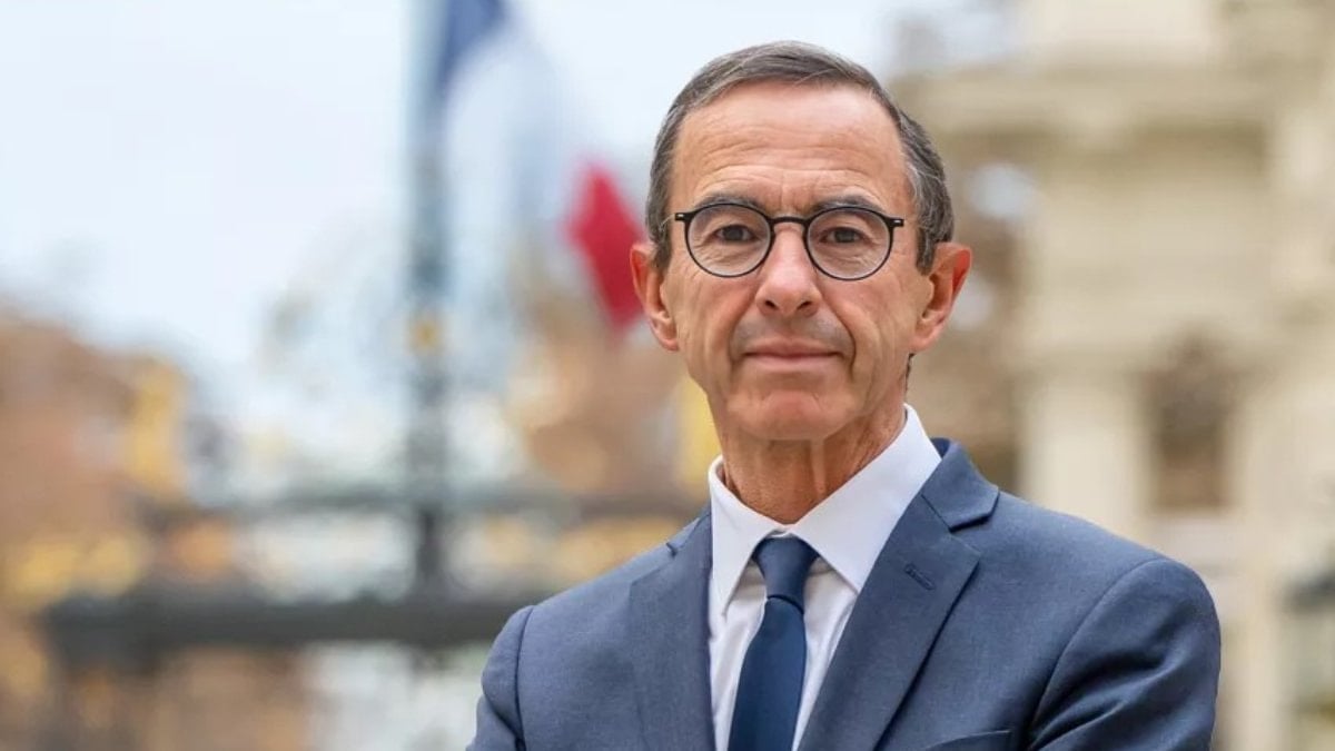 Fransa’da Cumhuriyetçilerin 2027 adayı netleşti