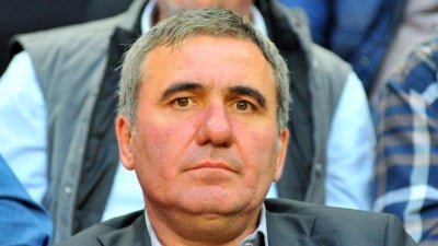 Romanya Milli Takımı'nın teknik direktörü Gheorghe Hagi oldu