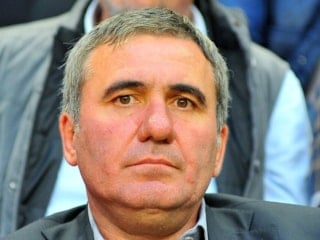Romanya Milli Takımı'nın teknik direktörü Gheorghe Hagi oldu