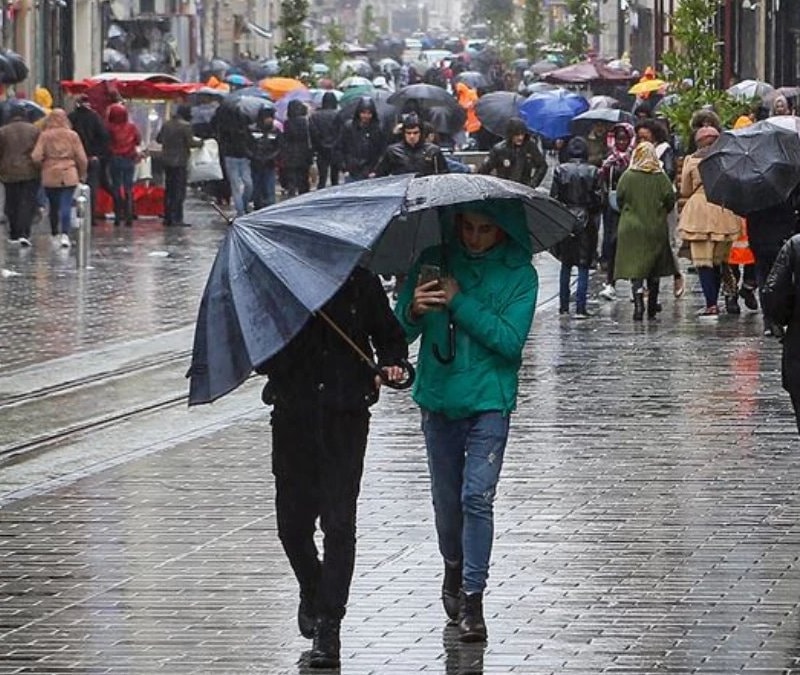 İstanbul’a çarşamba uyarısı: 10 derece birden düşecek