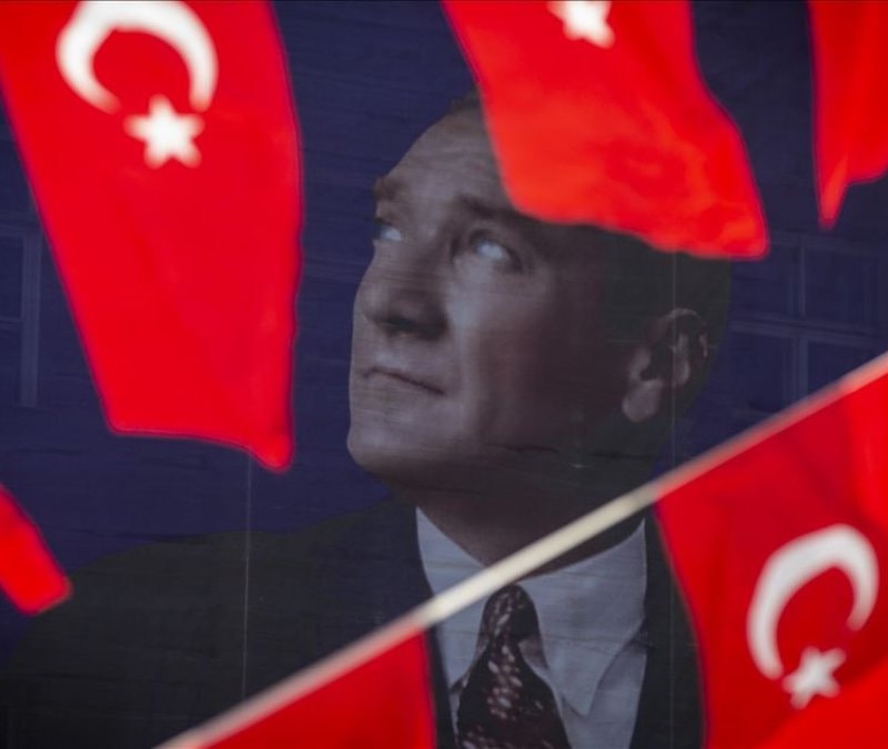 En anlamlı 23 Nisan şiirleri: 2-3-4 kıtalık ilkokul ve ortaokul 23 Nisan şiirleri