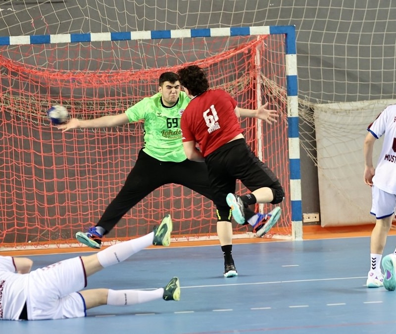 Beşiktaş, Trabzon Büyükşehir Belediyespor'u mağlup etti