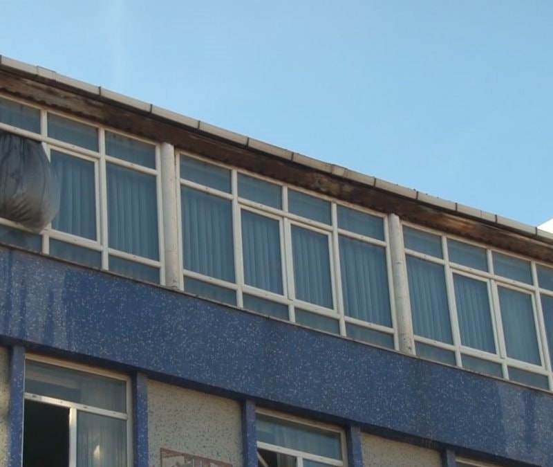 İstanbul'da çatıda çıkan yangın 3 binaya sıçradı