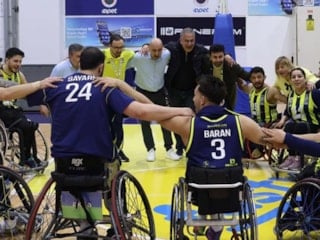 Fenerbahçe, Karabük Demir Kartalspor'u farklı geçti