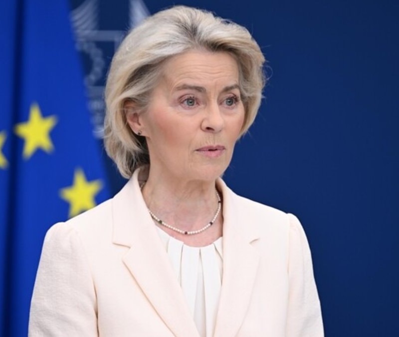 AB Komisyonu Başkanı: Avrupa'nın Rus, Türk veya Çin etkisine bırakılmaması gerekiyor