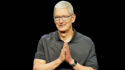 Apple CEO'su Tim Cook görevinden ayrılıyor