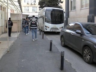 Ataşehir Belediyesi'ne operasyon: Başkan Adıgüzel'in de bulunduğu 20 şüpheli adliyedee