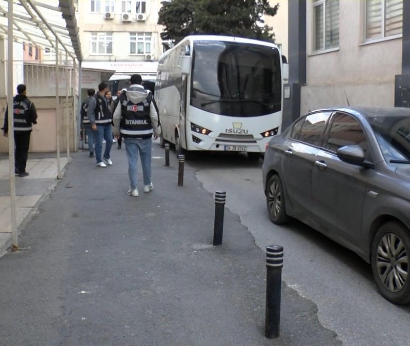 Ataşehir Belediyesi'ne operasyon: Başkan Adıgüzel'in de bulunduğu 20 şüpheli adliyedee