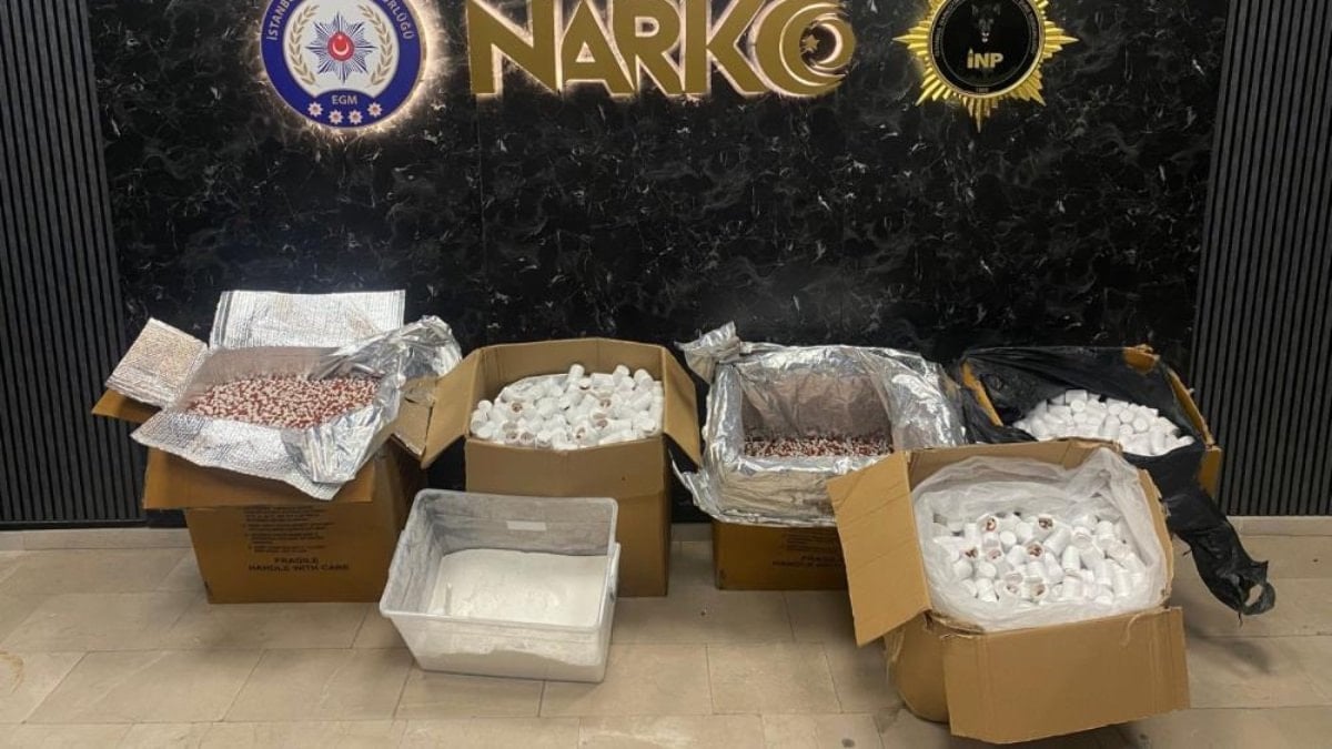 İstanbul’da uyuşturucu operasyonu: Yüz binlerce hap ele geçirildi