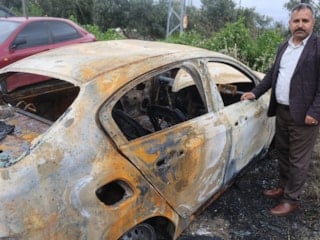 Hatay'da park halindeki otomobiline benzin döküp yakıldı: Yeğeni çıktı